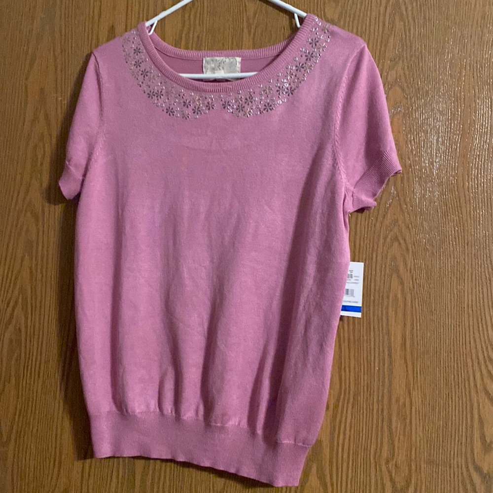 NWT Debbie Morgan size XL short sleeve sweater With Embellishments